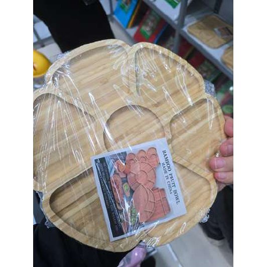 Plato de bambu con diseño